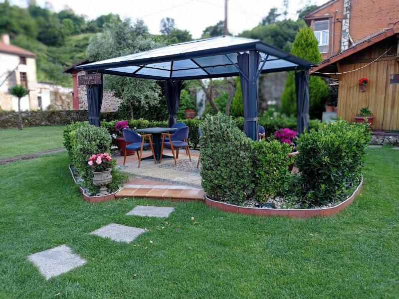 La Casa Del Agua 56 Otel Limpias Dış mekan fotoğraf
